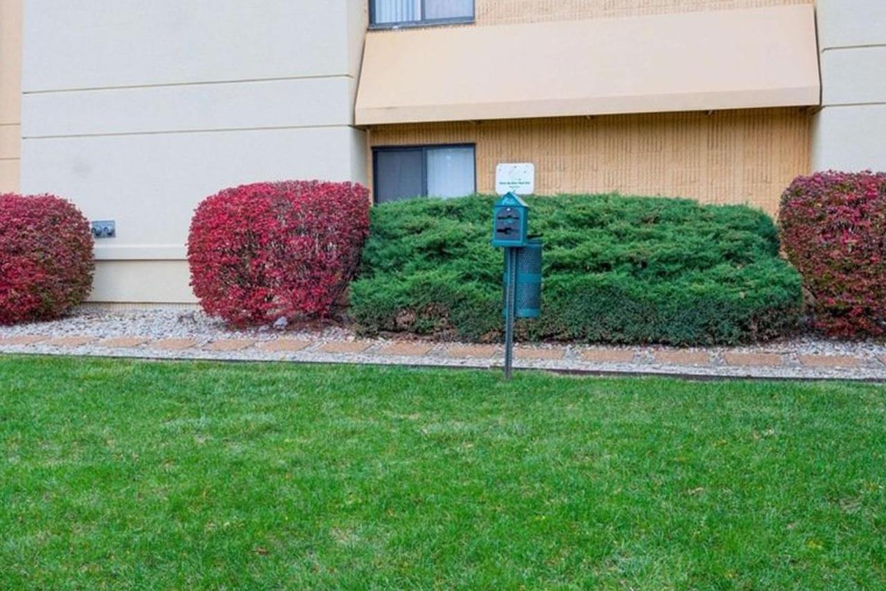 Norwood Inn & Suites Indianapolis East Post Drive Exterior foto